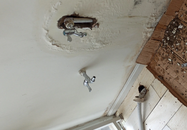 延长卫生间测漏水